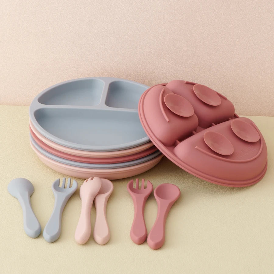 Set repas bébé 3 pièces en silicone – Assiette ventouse, cuillère et fourchette