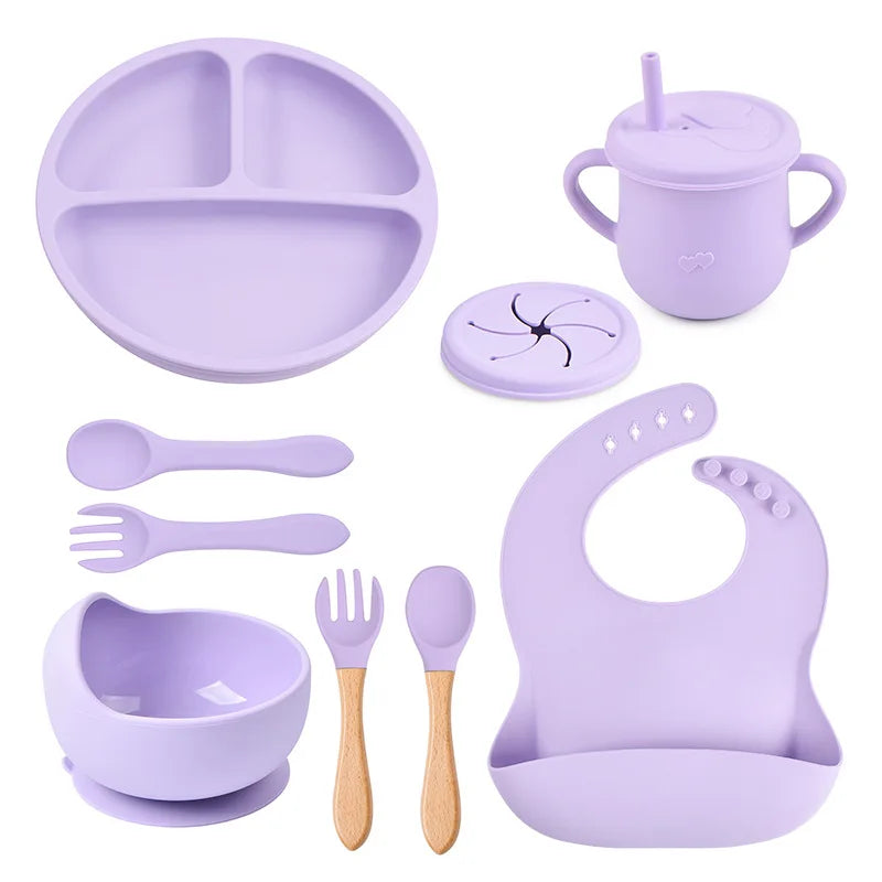 Set repas bébé 9 pièces – Assiette sourire, bol, tasse, bavoir, cuillère et fourchette bois | Silicone sans BPA