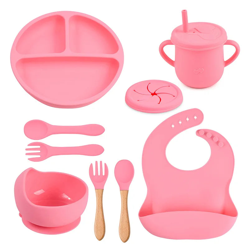 Set repas bébé 9 pièces – Assiette sourire, bol, tasse, bavoir, cuillère et fourchette bois | Silicone sans BPA